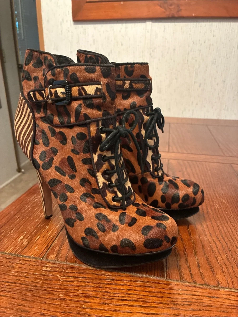 Sam Edelman Uma Ankle Boots Women’s 7.5 Platform Leopard Zebra Calf Hair READ